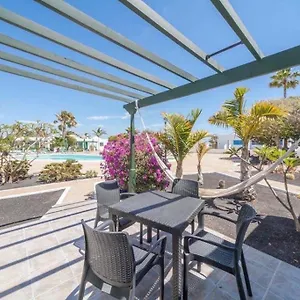Bandama 14! 2 Bedroom Newly Renovated Bungalow, Pocillos, Puerto Del Carmen. Holiday home